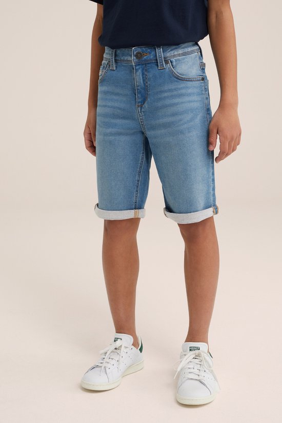 WE Fashion Jongens slim fit denimshort van jog denim