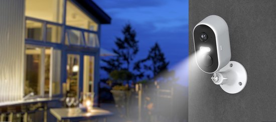 Arenti GO1T 32GB SD Kaart - model 2024 Beveiligingscamera Op Batterij - 3MP - Voor buiten - Spotlight - Draadloos - Besturing via App - Oplaadbaar - Werkt Op Batterij Accu - Bewegingsdetectie van Arenti — afbeelding 3
