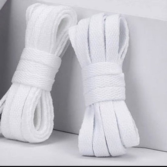 SJIZLL® Veters 140CM geschikt voor Sneakers - Off White - Gebroken Wit - 140cm - Veter - Laces - Platte veter - Plat - 140 cm - Sneaker