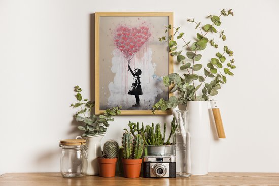 Poster Girl With Balloon of Harts – Banksy Street Art Graffiti Poster – Posters adaptés à l'encadrement – ​​43,2 x 61 cm (A2+)