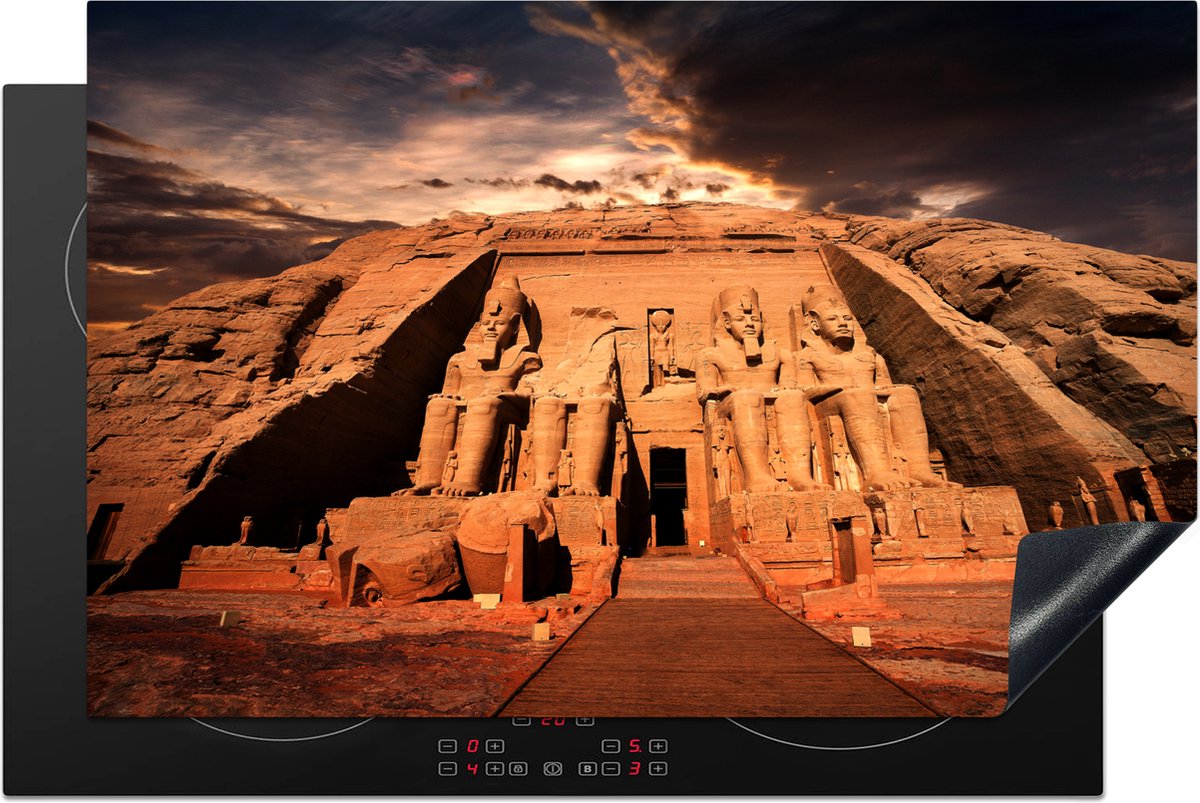 KitchenYeah® Inductie beschermer 81.2x52 cm - Wolken boven de Tempel van Aboe Simbel in Egypte - Kookplaataccessoires - Afdekplaat voor kookplaat - Inductiebeschermer - Inductiemat - Inductieplaat mat - Merkloos