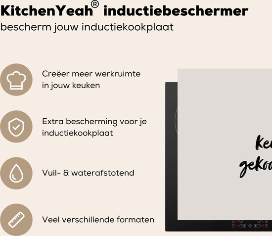 KitchenYeah® Inductie beschermer 85x52 cm - Spreuken - In deze keuken wordt gekookt met liefde - Quotes - Liefde - Koken - Kookplaataccessoires - Afdekplaat voor kookplaat - Inductiebeschermer - Inductiemat - Inductieplaat mat