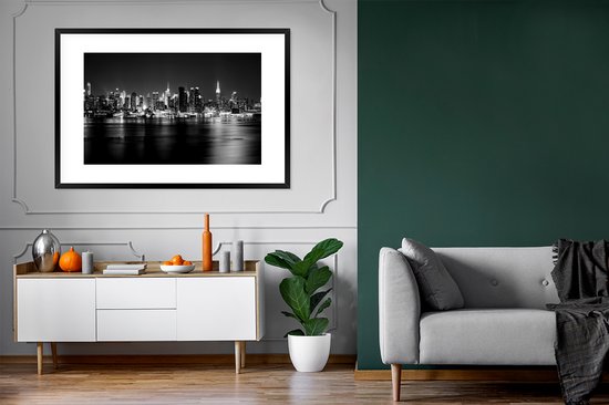 Cadre photo avec affiche Zwart Wit- Skyline réfléchie de New York - noir et blanc - 120x80 cm - Cadre pour affiche