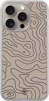 Casimoda® hoesje - Geschikt voor iPhone 15 Pro Max - Abstract Lines - 2-in-1 case - Schokbestendig - Geometrisch patroon - Verhoogde randen - Bruin/beige, Transparant