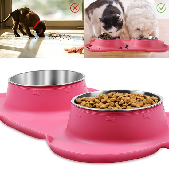 Roze dubbele voerbak met botvormig design, gevuld met hondenbrokken en water.