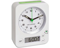 Analoge wekker: deze digitale wekker is voor iedereen die de voorkeur geeft aan een analoge weergave, maar de wektijd graag digitaal instellen Werkt op 3 x AA-batterijen van 1,5 V (niet inbegrepen) Snooze-functie: door de sluimerfunctie kun je het op