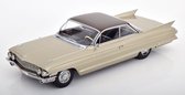 Het 1:18 gegoten model van de Cadillac 62 Coupe Deville uit 1961 in beige metallic. De fabrikant van het schaalmodel is KK Models. Dit model is alleen online verkrijgbaar