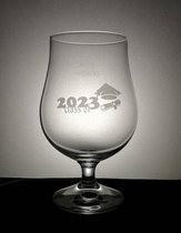 Bierglas op voet - speciaal bierglas - speciaal biertje - presentje - geslaagd - cadeau geslaagde - uniek cadeau - naam op glas - glas graveren - gravering
