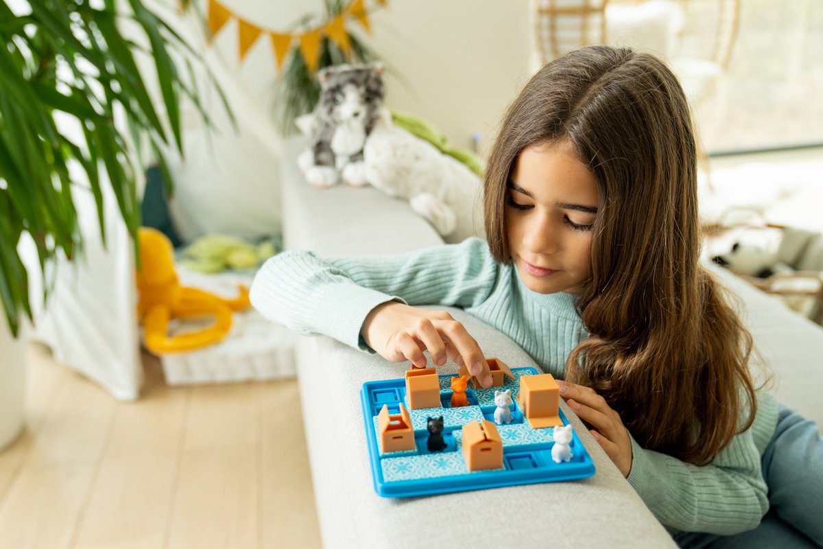 SmartGames Cats & Boxes - Logisch Denkspel - 60 Poezelige Uitdagingen - Compact Solospel voor Kinderen & Volwassenen - Vanaf 7 Jaar — cadeau in Spellen & Speelgoed - foto 5