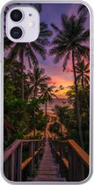 Geschikt voor iPhone 11 hoesje - Zonsondergang - Palmbomen - Strand - Siliconen Telefoonhoesje