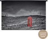 Wandkleed Rood zwart wit - Zwart-wit foto van een Britse telefooncel Wandkleed katoen 120x80 cm - Wandtapijt met foto