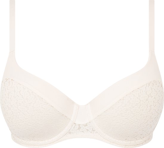 Crèmekleurige t-shirt bh met voorgevormde cups en subtiel kant op de cups.