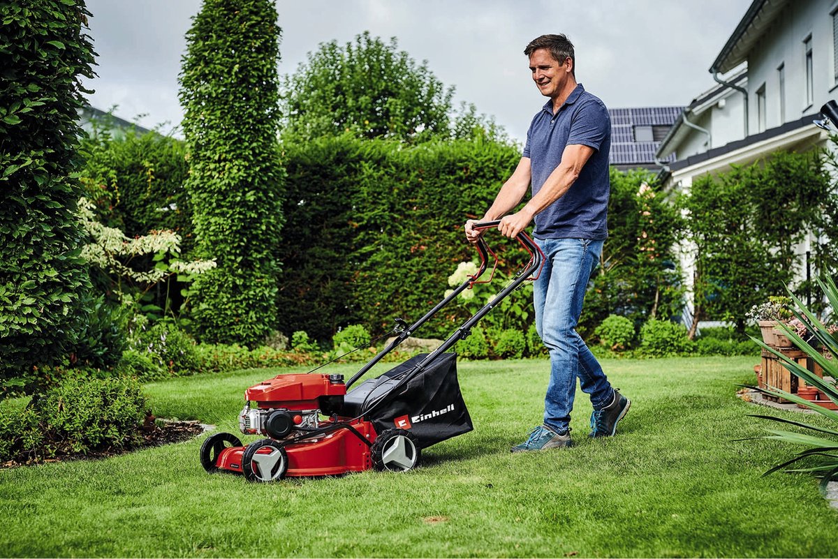 Einhell Benzine Grasmaaier GC-PM 40/2 S - 132 cm³ - 2 kW - 4-takt - Maaibreedte: 40 cm - Aanbevolen gazonoppervlakte: tot 1000 m² - 45 L opvangbak - Maaihoogte: 25-75 mm – foto 8
