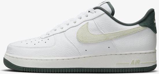 Foto: Nike air force 1 07 lv8 sneakers mannen maat 42 5 wit vintage groen summit wit