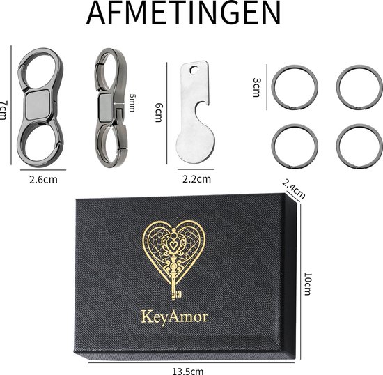 Afmetingen van de KeyAmor set: karabijnhaak, flesopener, sleutelringen en geschenkdoos in donker metaal.