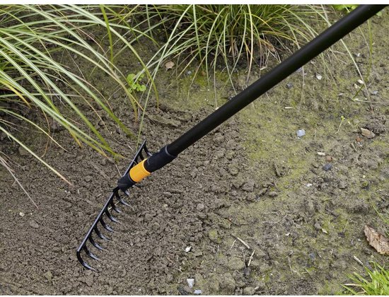 Fiskars Quikfit™ hark - Tuinhark - Opzetstuk - 14-tanden van Carbonstaal - 20,5 cm