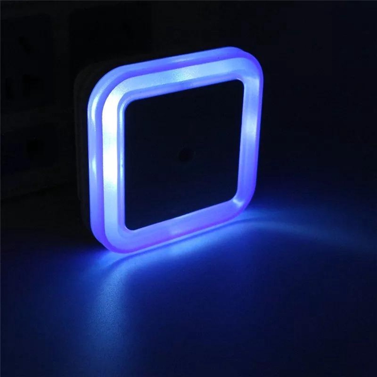 Blauw nachtlampje - stekkerlampje - Stopcontact lamp - Kind – Met | bol.com