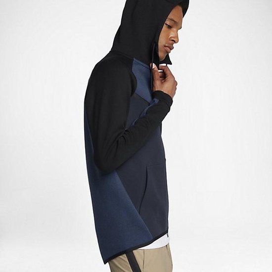 Nike tech fleece jas - maat L - Blauw |
