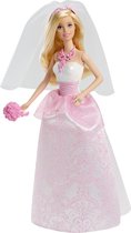 Bol.com Barbie Bruid met Roze Jurk en Boeket - Barbie Pop aanbieding