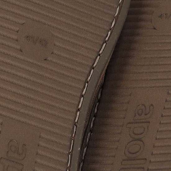 Bruine pantoffelzolen met ribbelprofiel en de tekst 'apollo'. Maat 41/42.