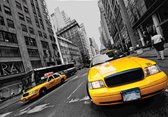 Fotobehang - Vlies Behang - Gele Taxi's in New York Stad - 416 x 254 cm
