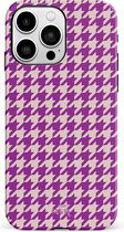 xoxo Wildhearts When In Paris Purple - Single Layer - Hardcase hoesje geschikt voor iPhone 14 Pro hoesje - Paars hoesje - Hoesje geruit geschikt voor iPhone 14 Pro - Paarse case geschikt voor iPhone 14 Pro case - paars / beige
