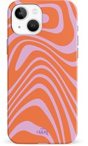xoxo Wildhearts Boogie Wonderland Orange - Single Layer - Hard case geschikt voor iPhone 14 Plus hoesje - Golven print hoesje oranje - Beschermhoes shockproof case geschikt voor iPhone 14 Plus hoesje - Hoesje met golven print oranje