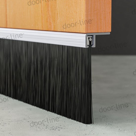 Euras FP3001 rubberen afdichting van 1,5 mm, beschermt en sluit betrouwbaar af, voor platen, glas en bouwelementen, Duitse industriële kwaliteit, Made in EU