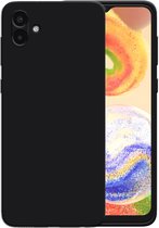 Smartphonica Siliconen hoesje voor Samsung Galaxy A04 case met zachte binnenkant - Zwart / Back Cover geschikt voor Samsung Galaxy A04