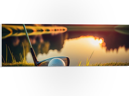PVC Schuimplaat - Golf - Golfbal - Golfclub - Zonsondergang - Gras - Water - 60x20 cm Foto op PVC Schuimplaat (Met Ophangsysteem)
