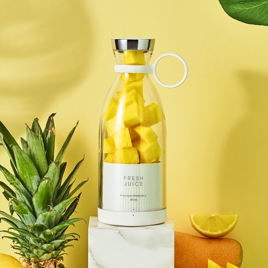 Gadgetly Oplaadbare Blender - Blender To Go - Draagbare Blender - Shakebeker Met Mixer - Shaker - Shake Beker - Shakes - Mini Blender - Smootie Maker - Smoothie Mixer - Portable - Draadloos van Gadgetly — afbeelding 2
