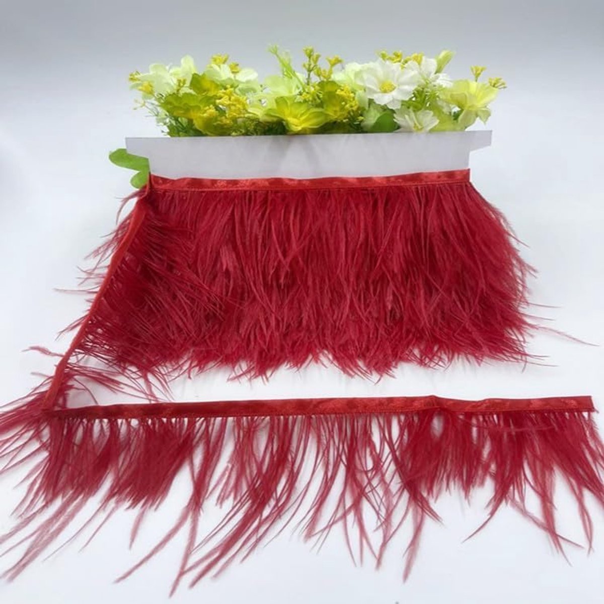 8-10CM Breed Struisvogelveren Boord Franjes met Satijnlint, 2M struisvogelveren Stofstroken Veren Fringe Trim Veer franjes Band voor DIY Naaien Handwerk Kerstmis Kostuums DIY Decoratie-Rood#1