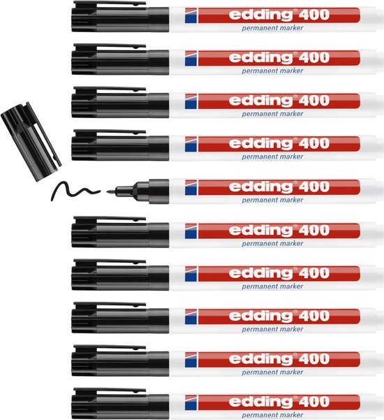 Tien witte Edding 400 permanente markers met rode en blauwe details, gestapeld met de doppen naast elkaar.