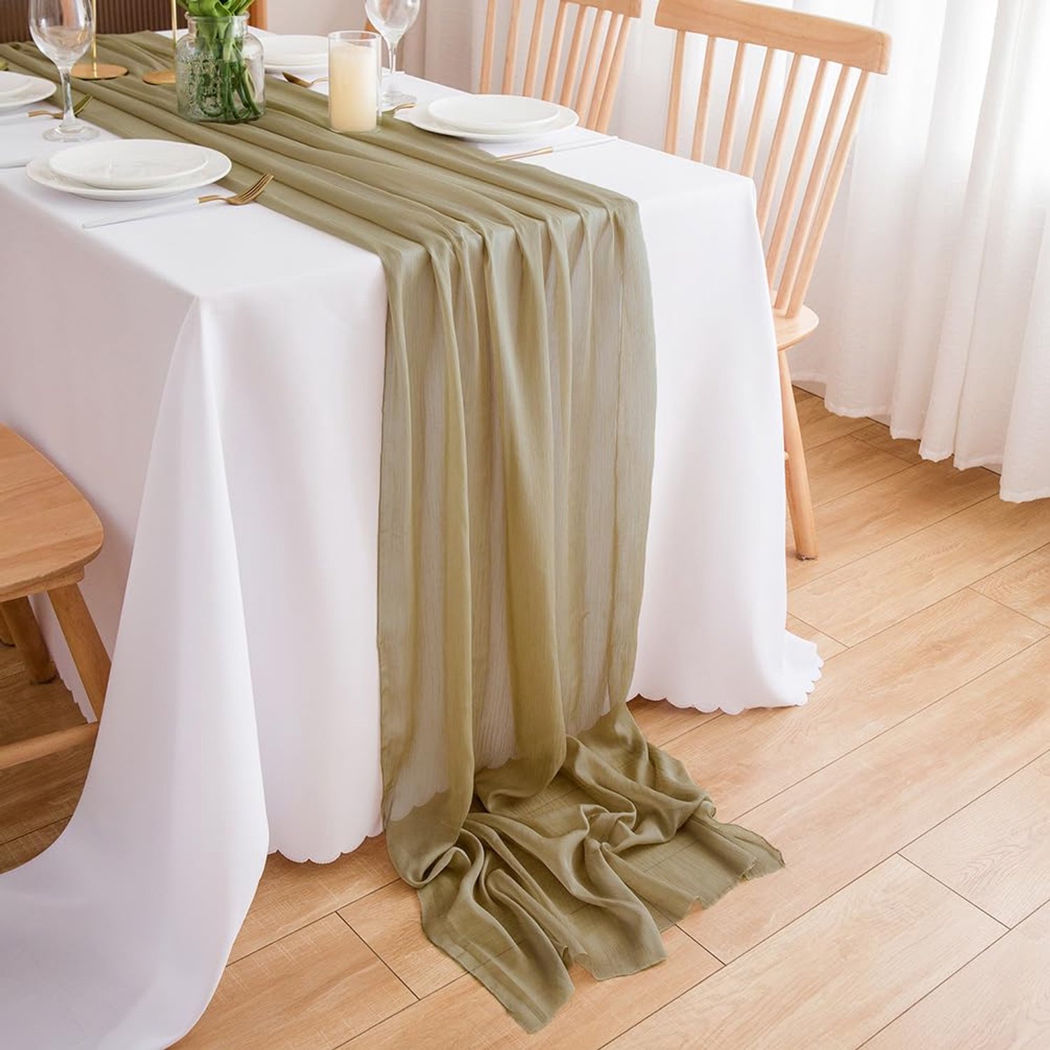 Tafelkleed/loper 70 x 400 cm - chiffon - decoratieve stof - perfect voor bruiloften - Vemera
