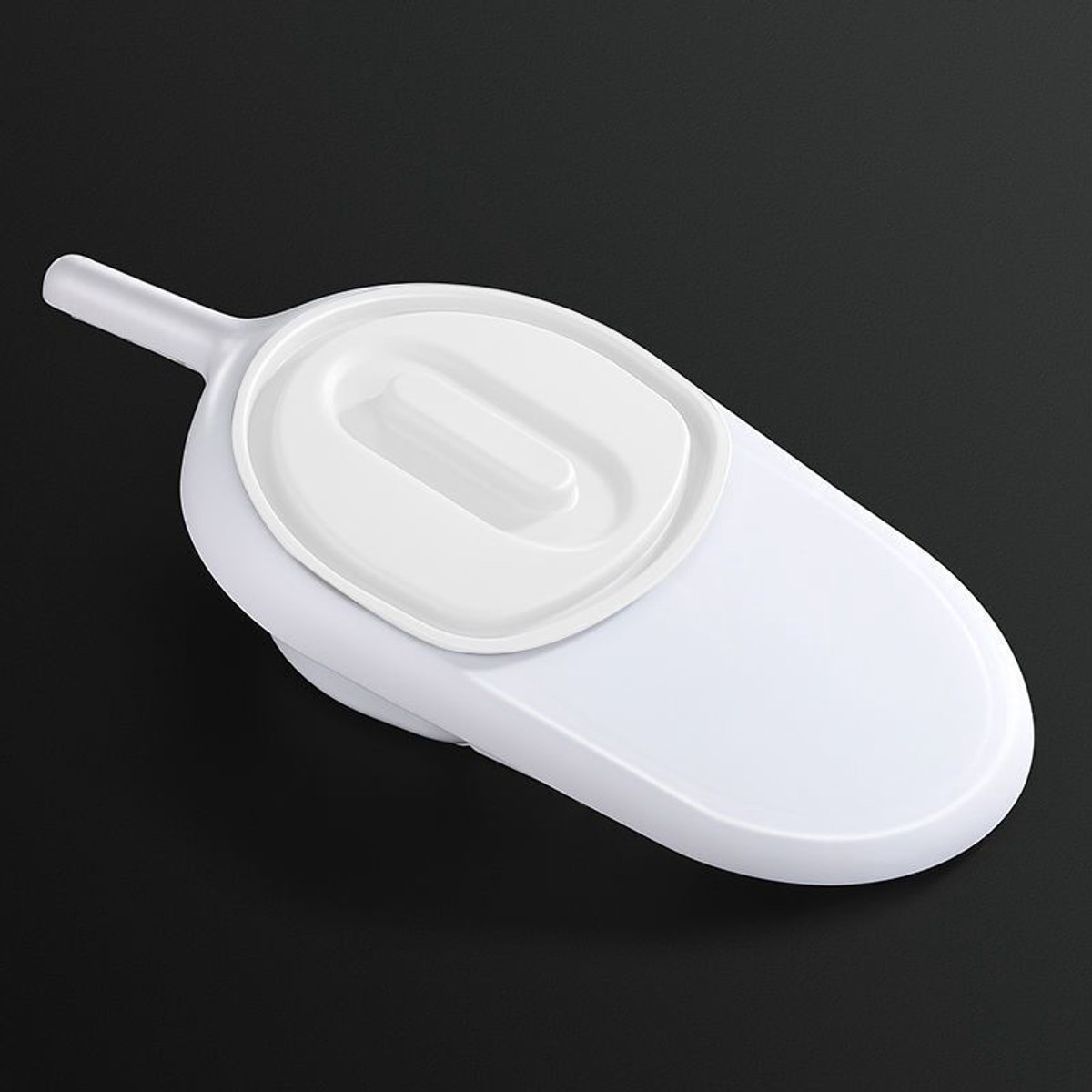 Zware lekvrije comfortabele bedpan voor vrouwen, fractuurbedpan voor ouderen en patiënten, geschikt voor thuisverzorging, ziekenhuizen en herstelzorg（Wit）