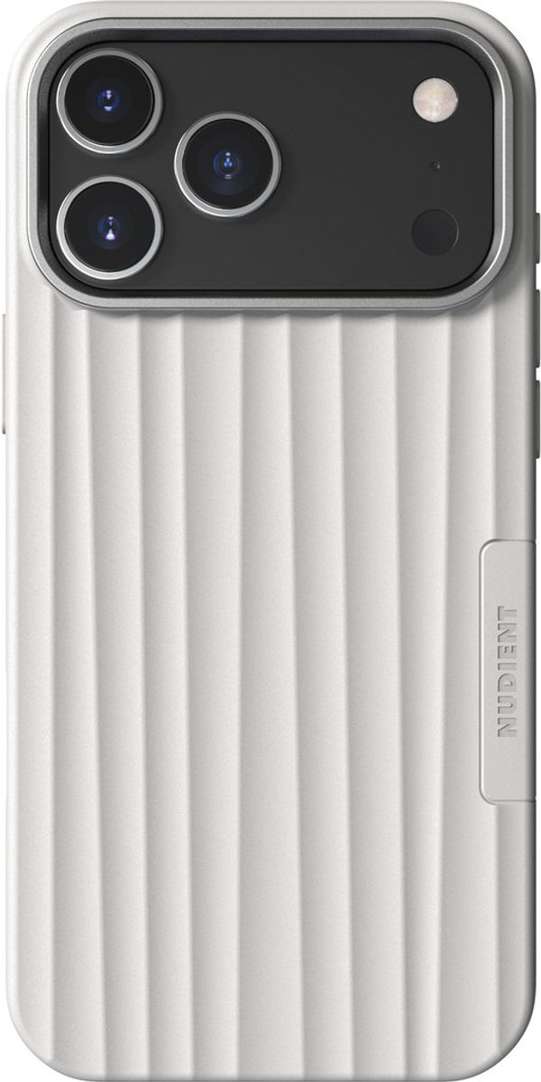 Nudient Hoesje geschikt voor Apple iPhone 18 Pro Max MagSafe Telefoonhoesje Hardcase | Nudient Bold Backcover | Geschikt voor MagSafe | Geschikt voor Draadloos Opladen met Magnetische Ring | Geschikt voor MagSafe Case - Chalk White | Wit