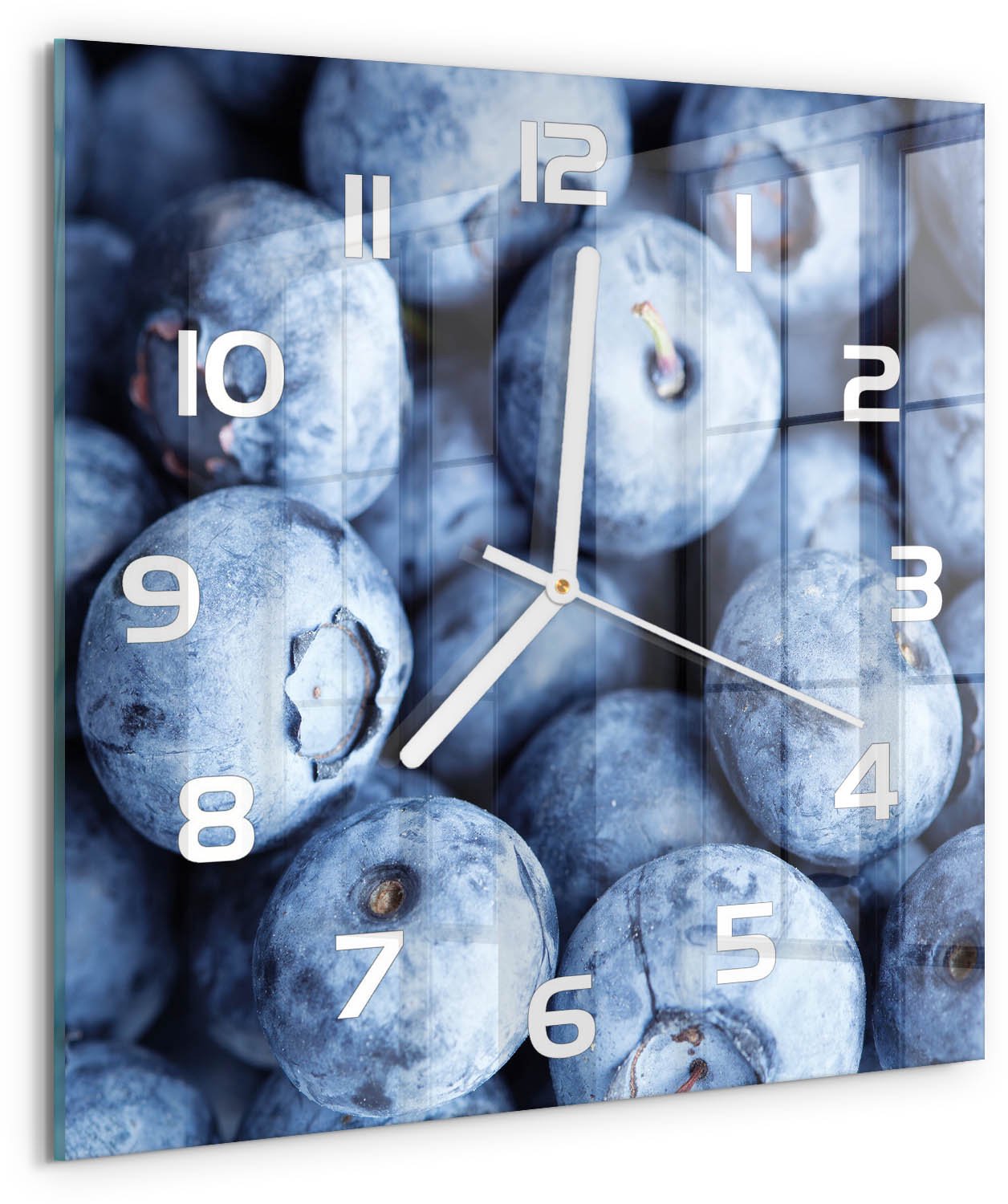 Tulup Wandklok - Bosbessen Gekleurde Glazen Klok - 30x30 cm - Blauw Glazen Klok Met Print - Witte handen - Vierkante Klok - Moderne Wandklok Glas - Wandklok Glas Decoratie