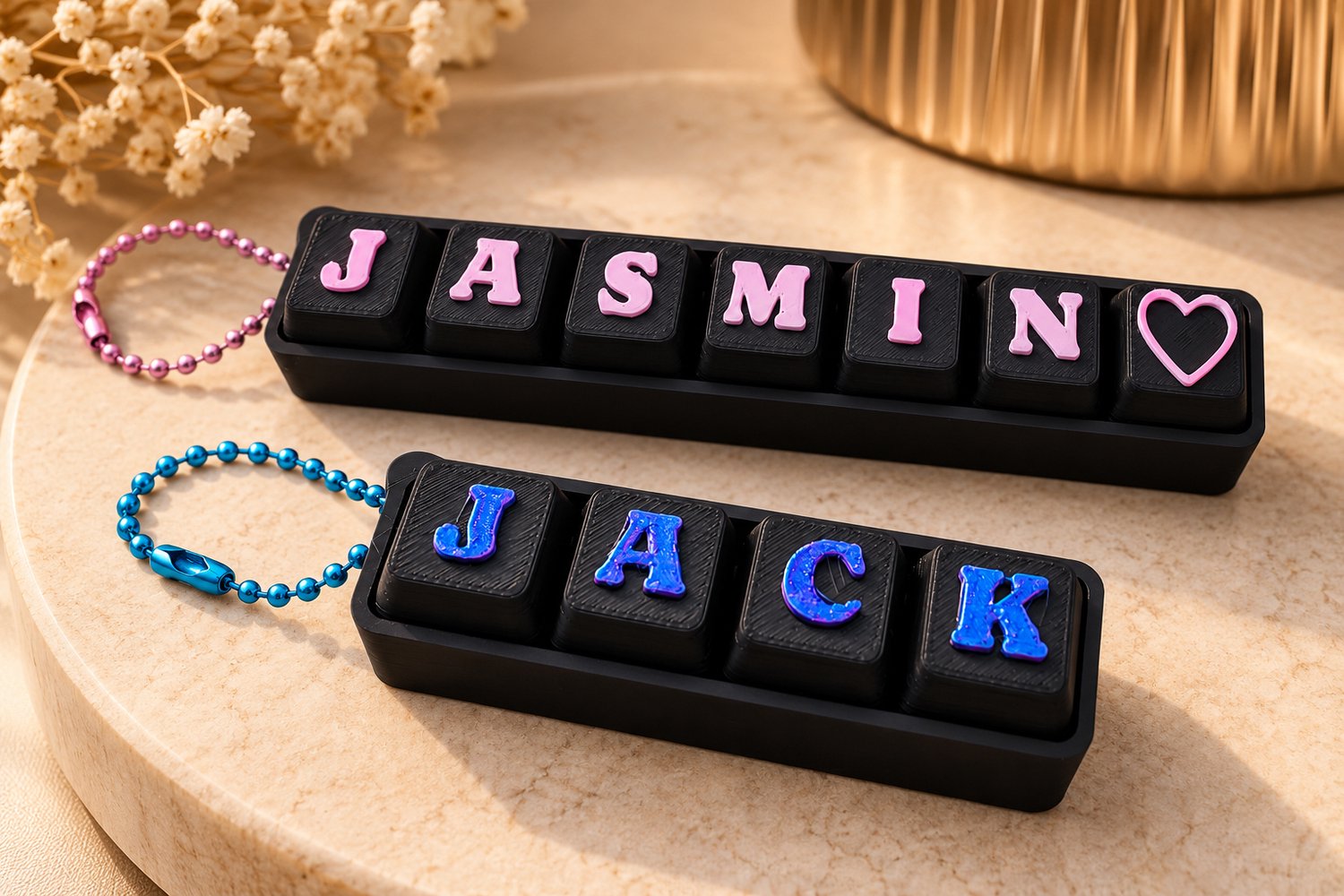 Layerzz Gepersonaliseerde Keyboard Klikker Zwart – Sleutelhanger met Naam – 3 Letters