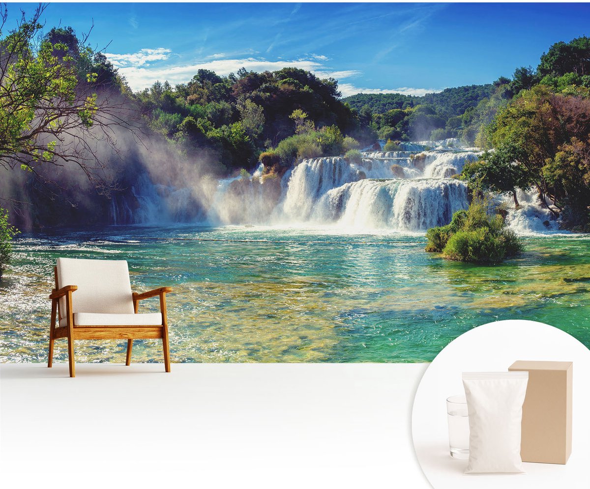 Wallfluent Fotobehang - Blauw Vliesbehang - 416x254 cm - Watervallandschap Muurschildering - Slaapkamer behang Landschappen - Fotobehang Vlies - Gang behang