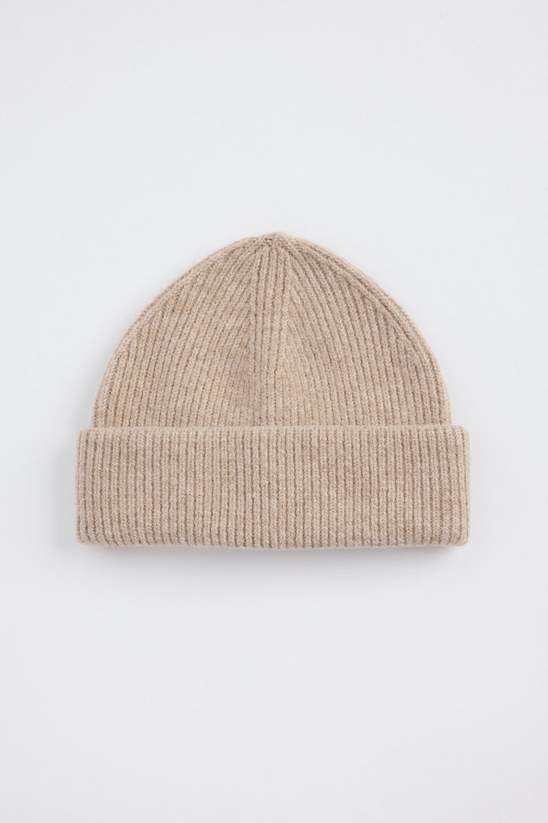 Beanie Olina
