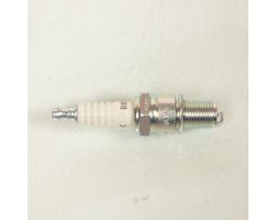 Bougie d'allumage NGK pour Moto Derbi 50 Senda R X-Trem Après 2002 Neuf