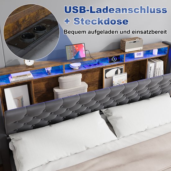 Hoofdbord van donkergrijs gestoffeerd bed met houten legplanken, LED-verlichting en USB-laadpunten en stopcontact.