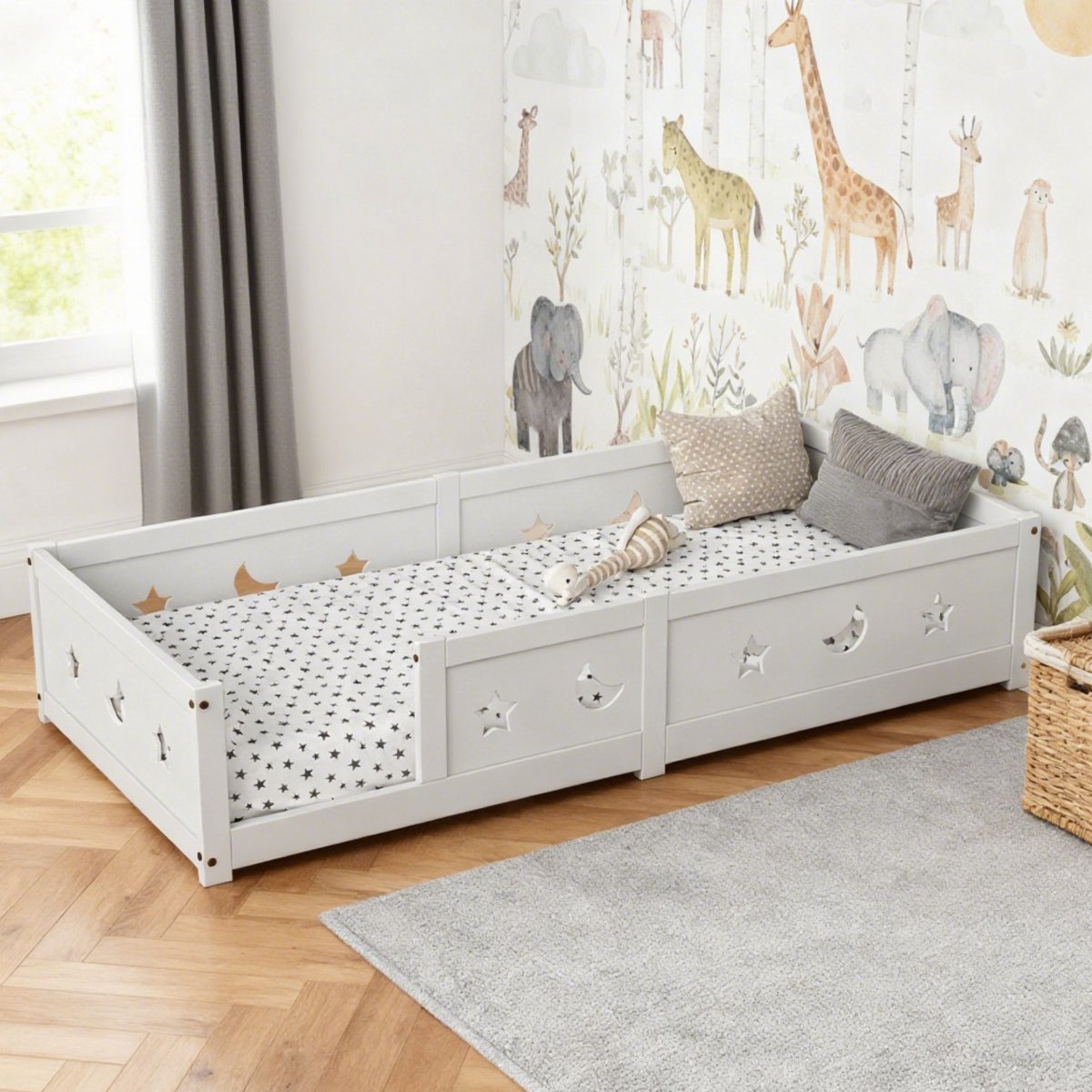 Yelenaro Kinderbed 90x200 cm, Montessori vloerbed met veiligheidshekje met sterren- en maanmotief, Eenpersoonsbed van massief grenenhout, Wit Wit-Étoile et Lune