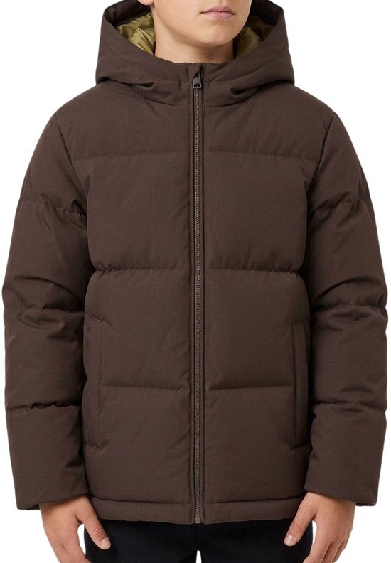 Jongens bruine winterjas met capuchon, voorkant zichtbaar.