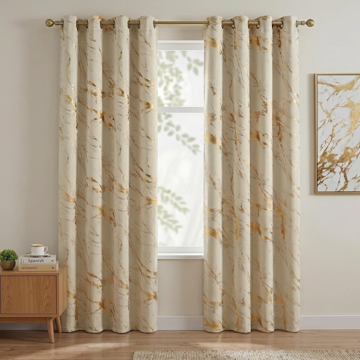 Beige en goud marmeren gordijnen voor woonkamer, 132 x 183 cm, 85-95% verduistering van de kamer, gordijnen met oogjes, metallic foliedruk, polyester, ondoorzichtig, slaapkamer, set van 2