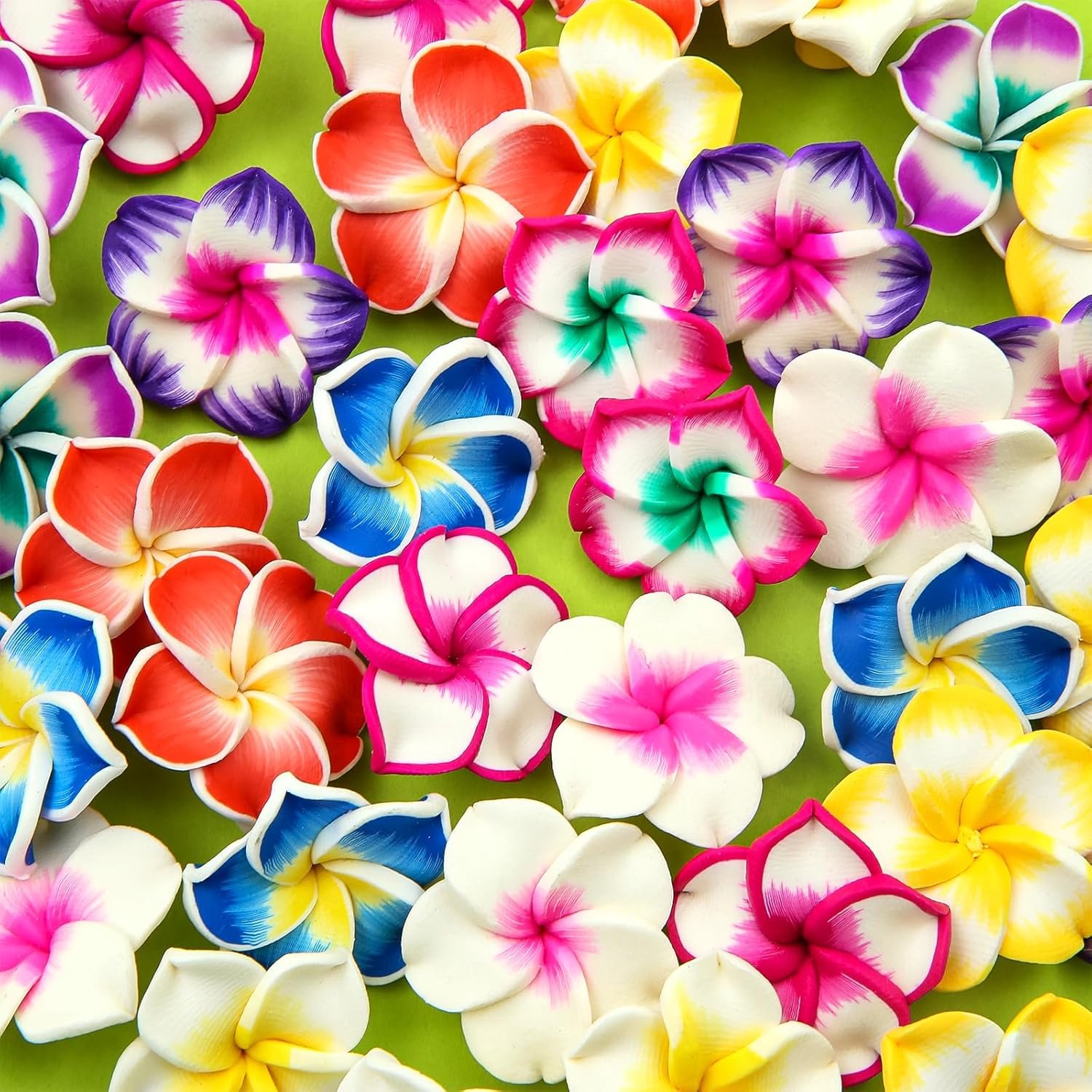 Plumeria bloemen 45pcs 25mm - gemixte kleuren - levensecht polymeren klei - ideaal voor DIY sieraden - ServiceTopper