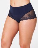 Donkerblauwe slip met hoge taille en kanten zijpanelen met bloemendetail.