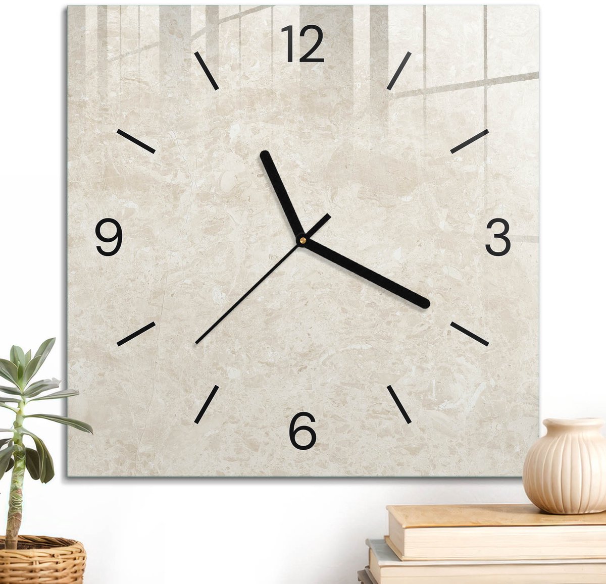 ArtPrintCave Romig Glazen Klok - 30x30 cm - Wandklok Vierkant - Crème Patroon Stille Wandklok - Achtergronden En Patronen Wandklok Keuken - Zwarte Klokwijzers