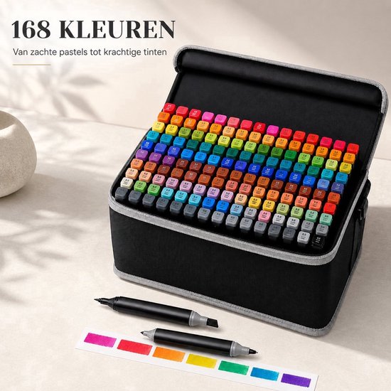 Set van 168 kleurmarkers in een opbergtas, met kleurvoorbeelden op papier. Tekst: 168 kleuren, van zachte pastels tot krachtige tinten.