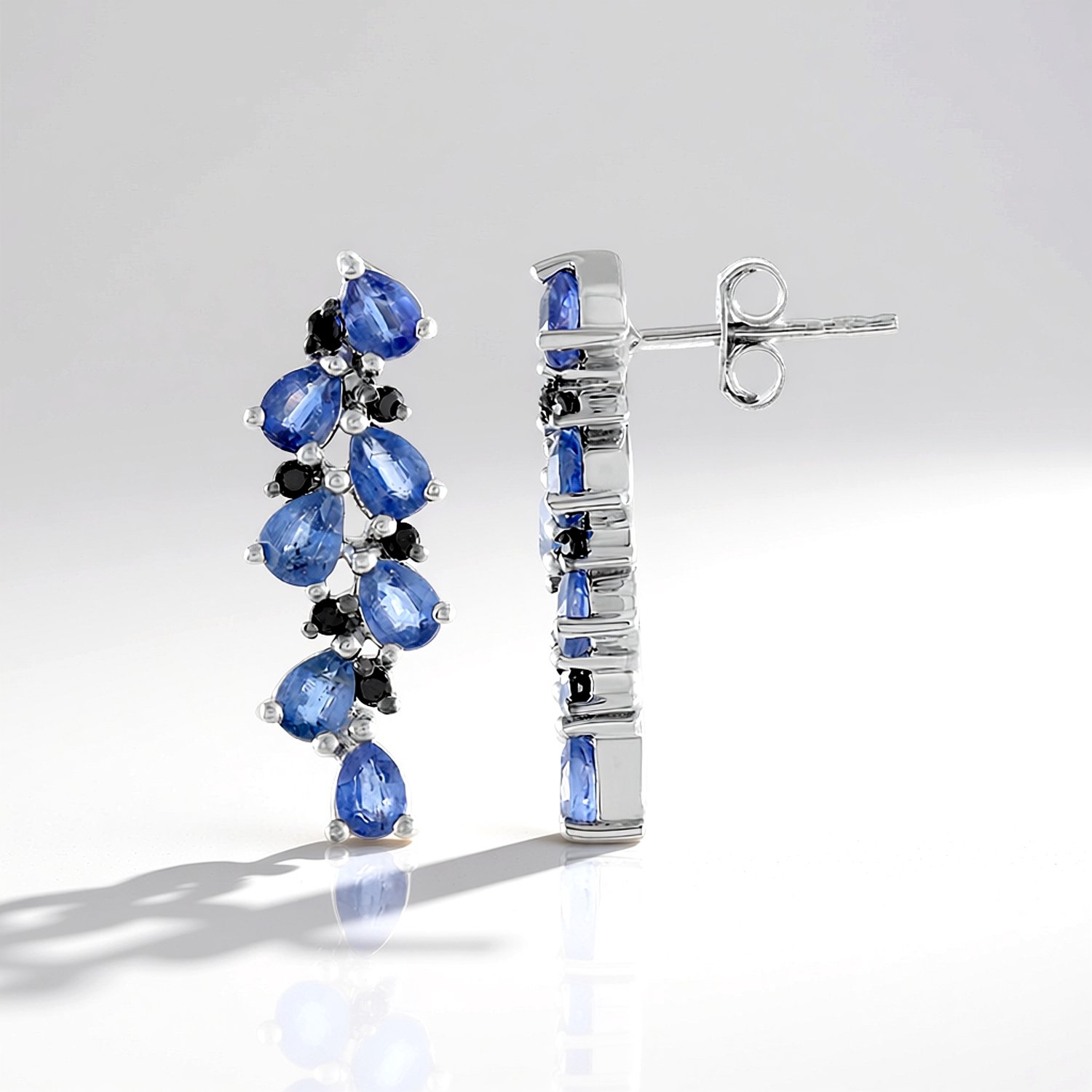 Cavill - Oorbellen 2,7 ct Nepal Kyaniet - 925 Sterling Zilver Platina Geplateerd - Blauwe Druppelvorm Edelsteen - Elegant Zwarte Spinel Accent